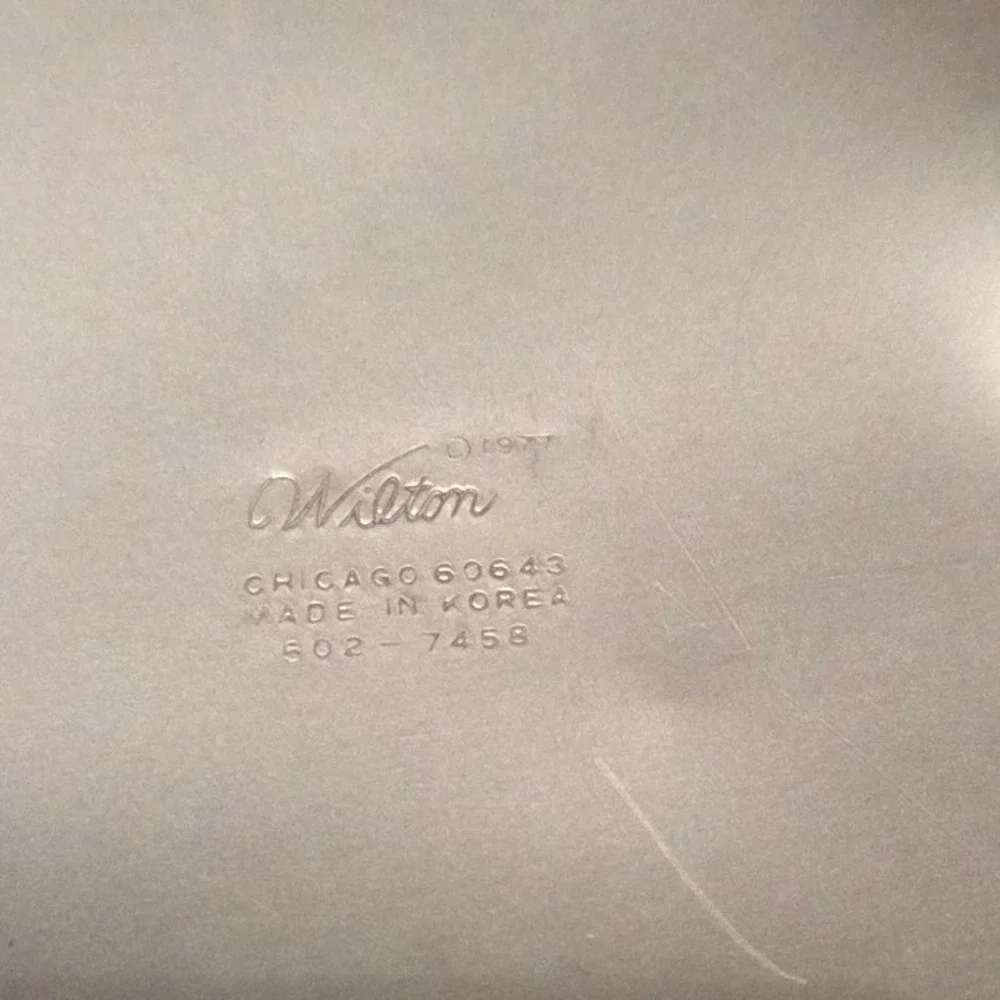 Wilton 1977 Teddy Bear Cake Pan Aluminum Baking Mold 502‎ 7458